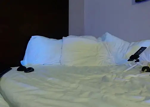 ShaneBradyChs online show from March 18, 12:19 am