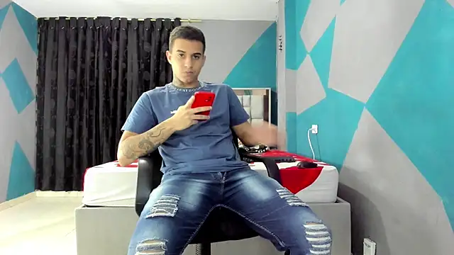 simookeler online show from January 5, 9:36 pm