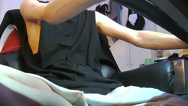 Ray175oo online show from February 20, 7:48 pm