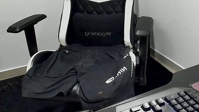 stebankechima online show from November 5, 2:24 am