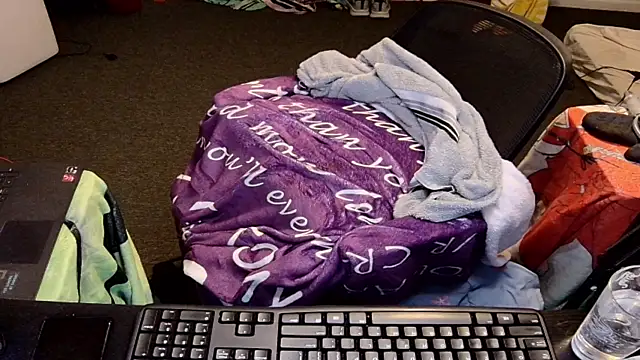 bigcocksmallmouth1 online show from February 14, 11:10 am