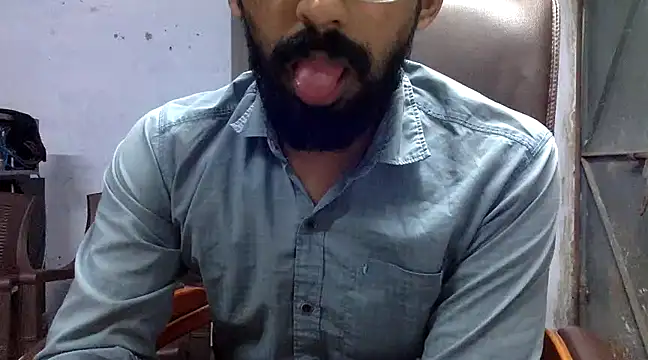 Snapshot of ASIF_F chatting on December 18, 3:44 pm ASIF F online show from December 18, 3:44 pm