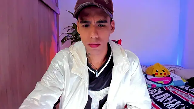 aldrinwhite online show from March 27, 6:53 pm