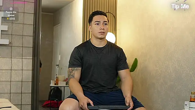 Ryan Hunt online show from December 27, 12:56 pm