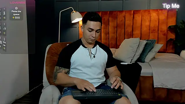 Ryan Hunt online show from January 29, 12:56 pm