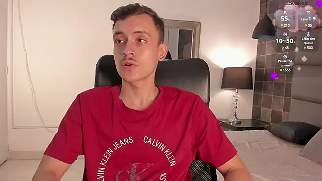 Desmon Clark online show from March 12, 10:28 pm