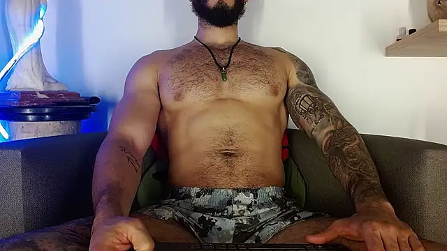 Morgann jones online show from June 18, 5:20 am