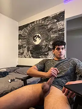 krispykreme17 online show from December 7, 8:49 pm