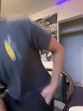 krispykreme17 online show from December 4, 5:05 am