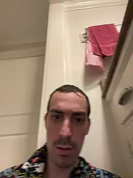 tallnerdyguy online show from May 28, 3:48 am