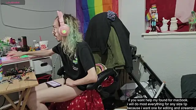 tallnerdyguy online show from September 13, 2:56 am