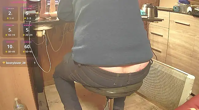 misteryman1956 online show from March 4, 4:30 pm