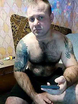 Snapshot of Crek666 chatting on December 7, 7:21 pm Crek666 online show from December 7, 7:21 pm