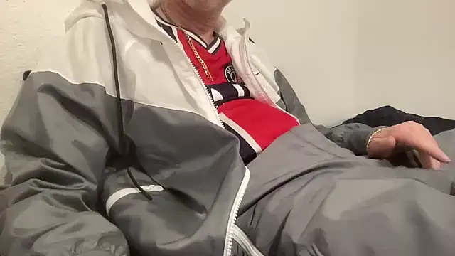 Nikeproll online show from January 18, 5:15 pm