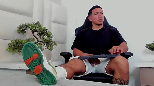 marc ginale online show from November 9, 5:39 pm