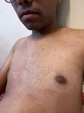 BoyzaraHatke online show from April 24, 10:56 pm