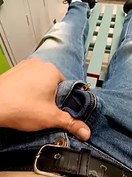 Snapshot of Piroca_meladinha chatting on October 3, 1:43 am Piroca meladinha online show from October 3, 1:43 am