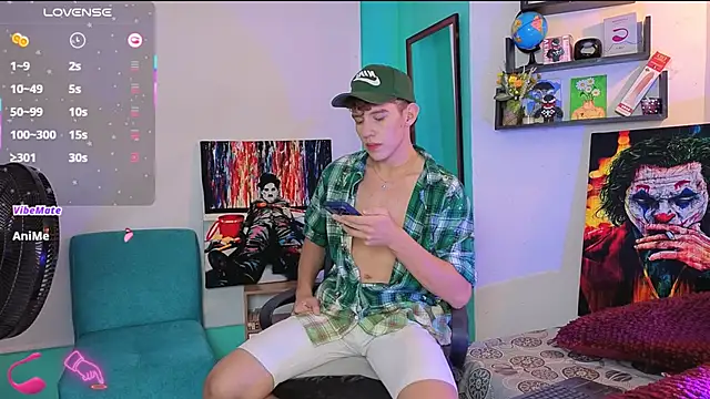 flowers18 online show from February 14, 10:16 pm