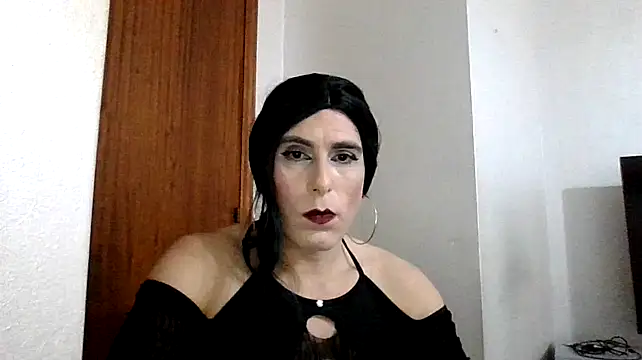 Snapshot of AlessiaTravesti chatting on December 4, 9:24 pm AlessiaTravesti online show from December 4, 9:24 pm