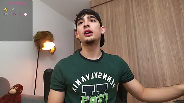 Snapshot of zenn_rush1 chatting on January 29, 12:35 pm zenn rush1 online show from January 29, 12:35 pm