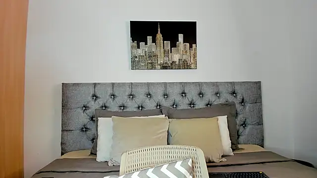 Justin therox online show from January 7, 2:43 am