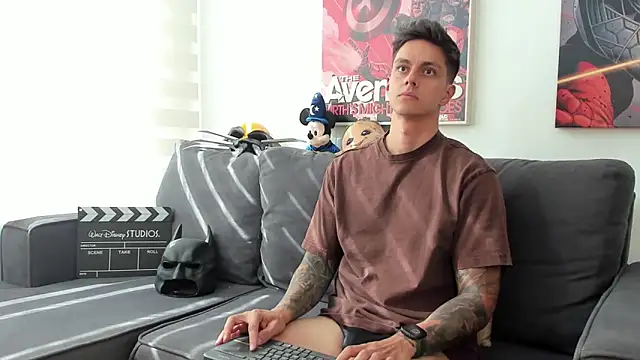 JeanBroc online show from November 7, 8:01 pm