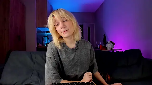 Gregory Byyrd online show from December 24, 5:05 am