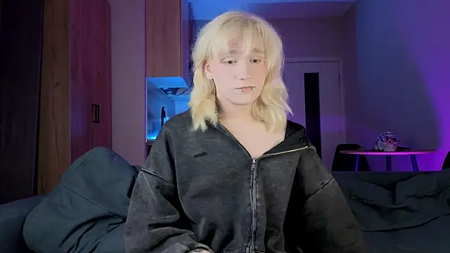 Gregory Byyrd online show from September 13, 9:16 pm