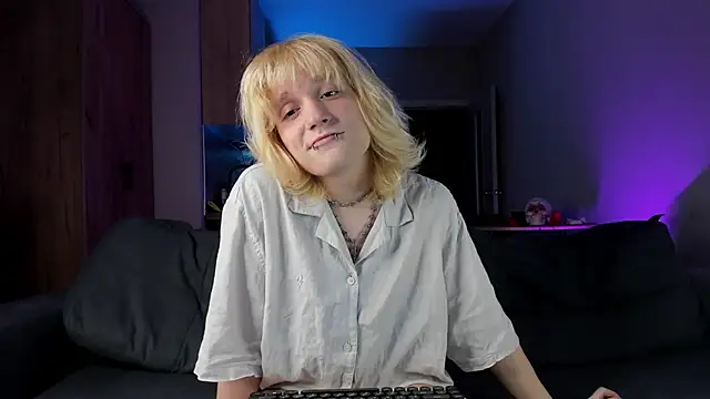 Gregory Byyrd online show from March 8, 4:09 am