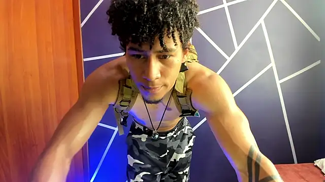 Pendragon1224 online show from December 8, 2:41 pm