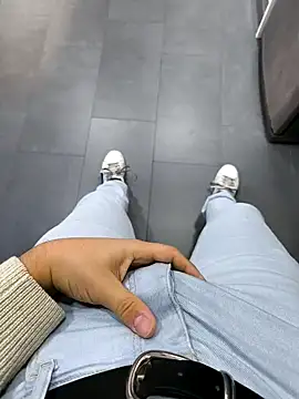 cricrimsBarcelona online show from January 16, 7:17 am