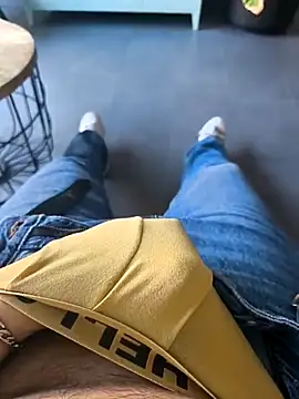 cricrimsBarcelona online show from March 13, 7:31 am