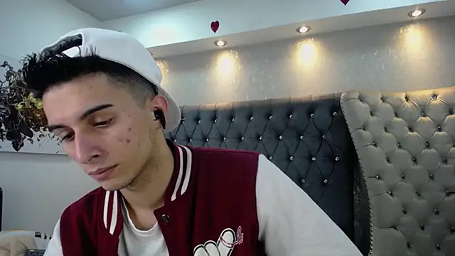 Snapshot of MrWilliseo chatting on February 26, 7:58 pm MrWilliseo online show from February 26, 7:58 pm