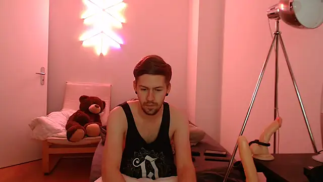 jonny-bisexual online show from December 15, 12:18 am