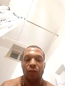 ottomusbrown online show from December 22, 11:33 am