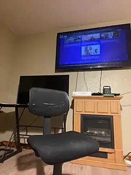 prettyrichie online show from October 21, 9:45 am