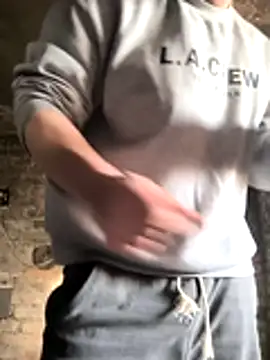 Regularfucker28 online show from March 2, 7:09 am