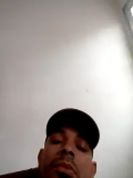 Snapshot of Malubrotudo chatting on October 9, 9:47 am Malubrotudo online show from October 9, 9:47 am