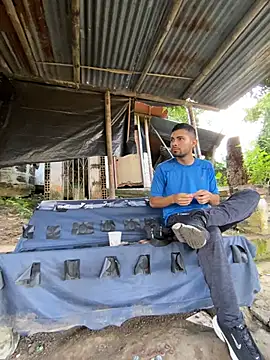 Jestebanano online show from July 11, 12:51 pm
