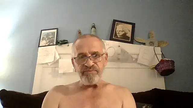 Snapshot of geilerschwanz64 chatting on October 11, 6:28 am geilerschwanz64 online show from October 11, 6:28 am