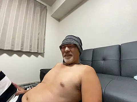 Grandpa29hijii online show from September 13, 1:34 pm