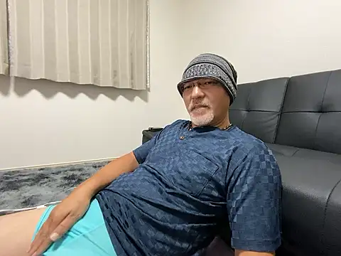 Grandpa29hijii online show from September 21, 1:22 pm