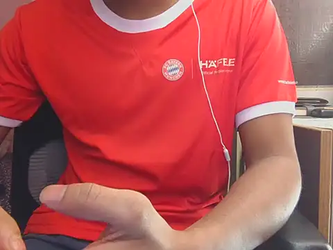 KissesBoyAD online show from December 16, 6:26 pm