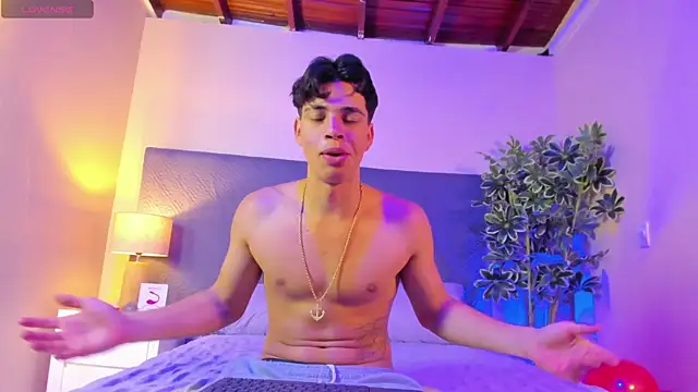 Benjamin More online show from February 19, 1:18 am