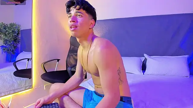 Benjamin More online show from February 14, 1:23 am