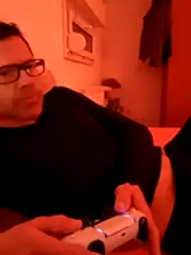 crems77 online show from April 12, 2:26 am