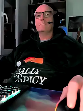 bogland33 online show from March 3, 9:01 pm