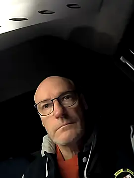 bogland33 online show from September 26, 11:57 pm