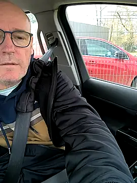 bogland33 online show from March 7, 9:51 am