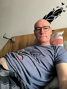 bogland33 online show from October 5, 11:03 am